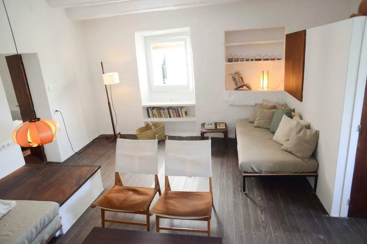Casa de Férias Cozy Townhouse in Cadaqués by Coderch Milá - Vila